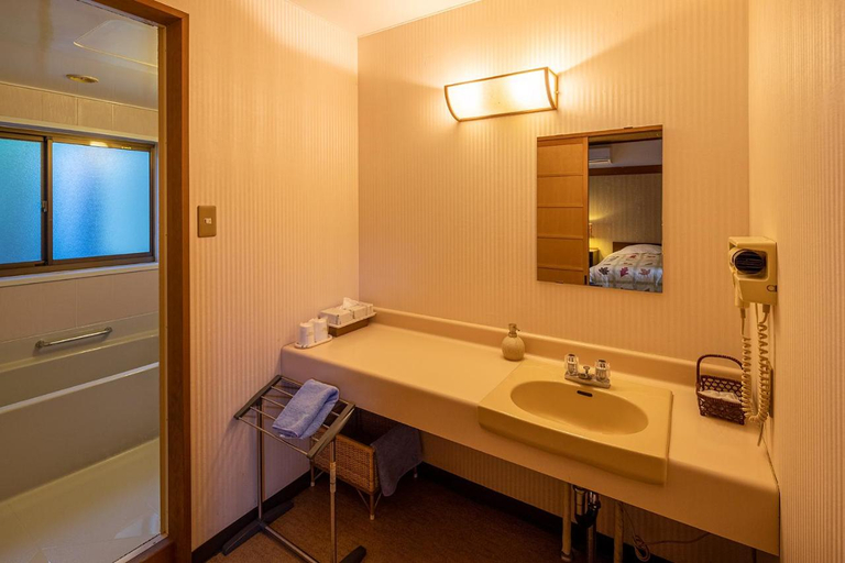 Bathroom 2, Locasis Japanese Service Apartment, District 1