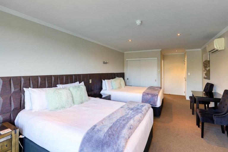 Bedroom 2, Lake Resort by Marsden, Central Otago