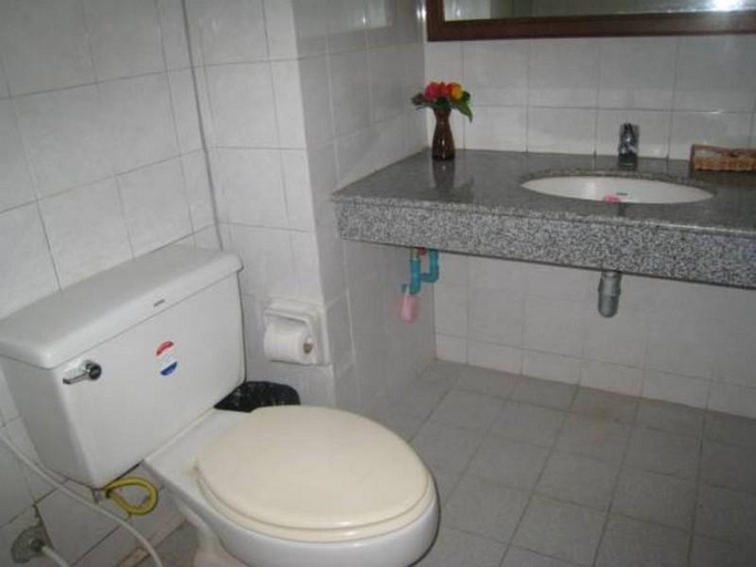 Bathroom, Malai Asia Resort, Thap Sakae