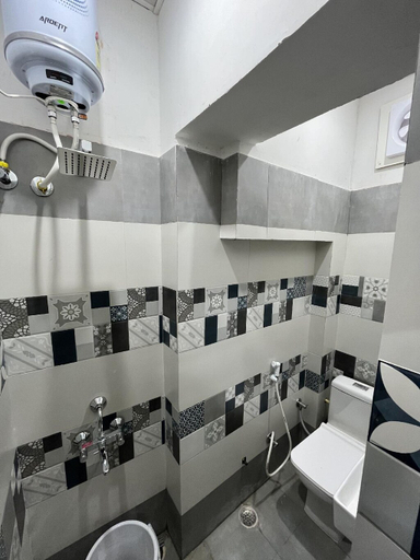 Bathroom 3, Durg Villa Hotel & Restro, Udaipur