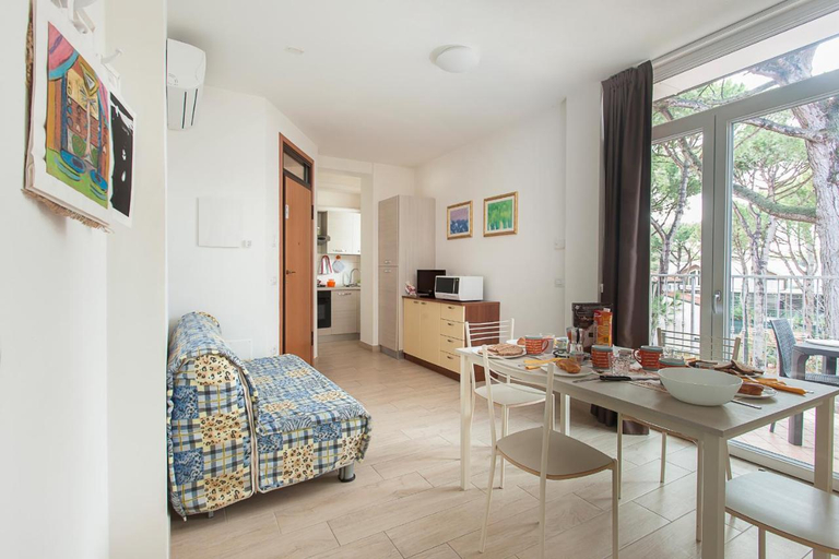 Others 3, Hotel residence Jamaica, Ravenna