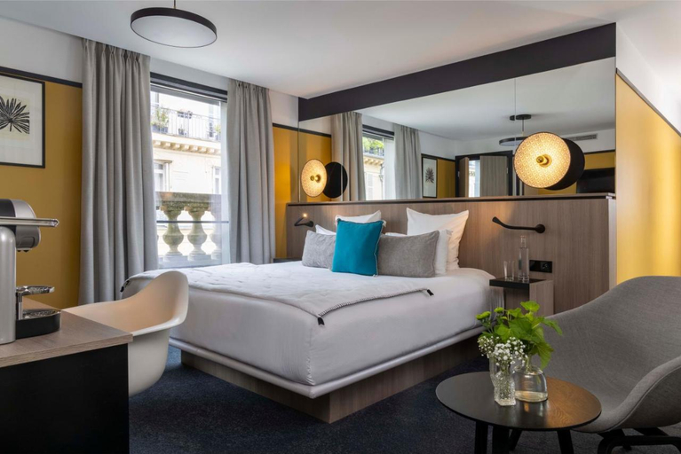 Bedroom 3, Hotel Opera Liege, Paris