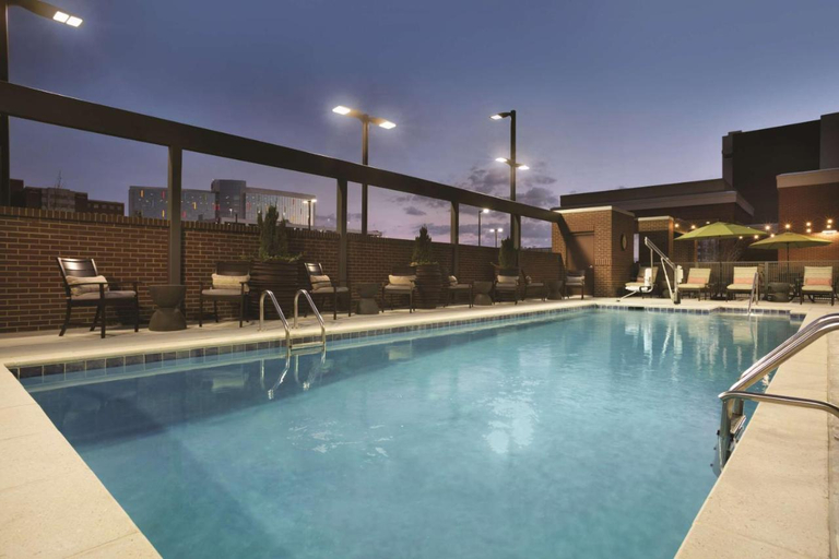 Sport & Beauty 5, Hilton Garden Inn Birmingham Downtown, Jefferson