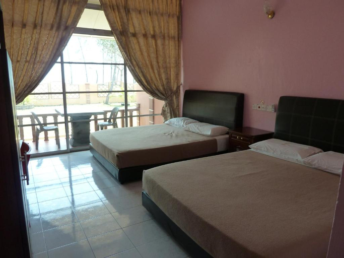 Bedroom 4, Cempaka Beach Resort, Kuantan
