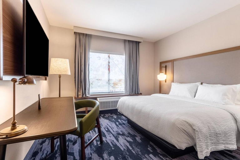 Bedroom 4, Fairfield Inn & Suites by Marriott Dallas Arlington South, Arlington