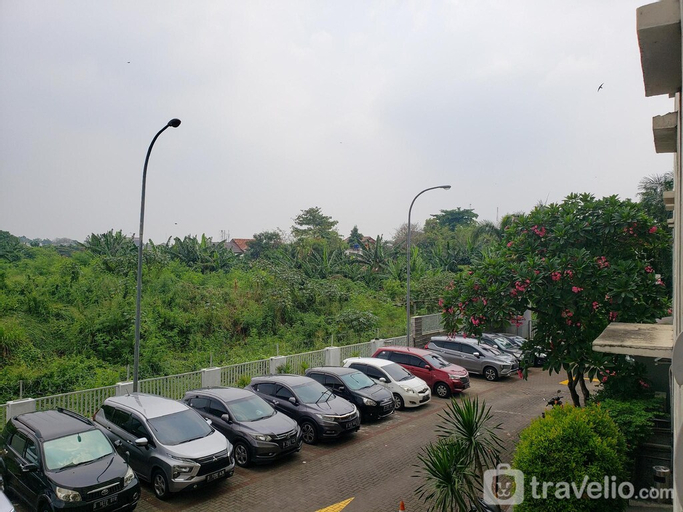 Public Area, Comfy Studio Belmont Residence Puri By Travelio, West Jakarta