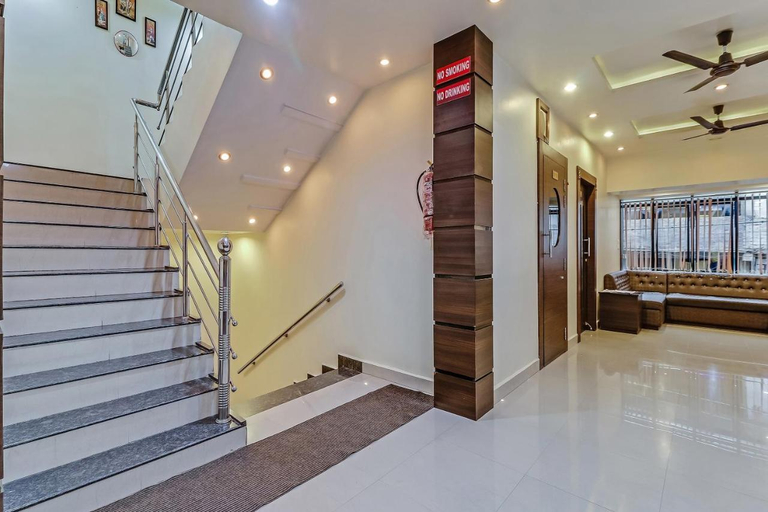 Others 5, Hotel O Royal, Rajnandgaon