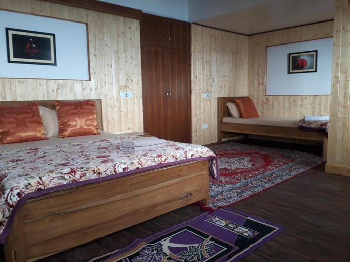 Bedroom 3, Little Singamari Home Stay, Darjiling