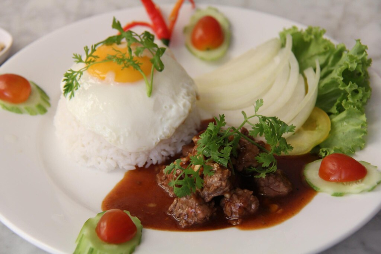 Food & Drinks 5, The Mou Hotel, Phnom Penh