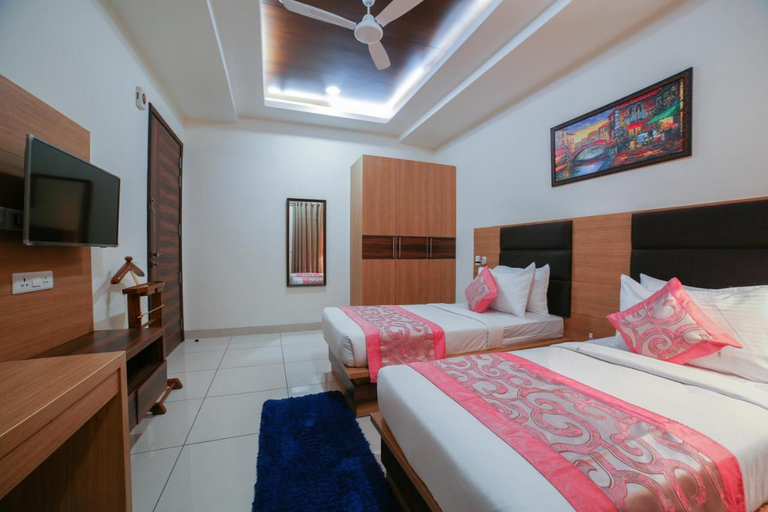 Bedroom 3, Hotel Grand Regency by JMD Group, Delhi