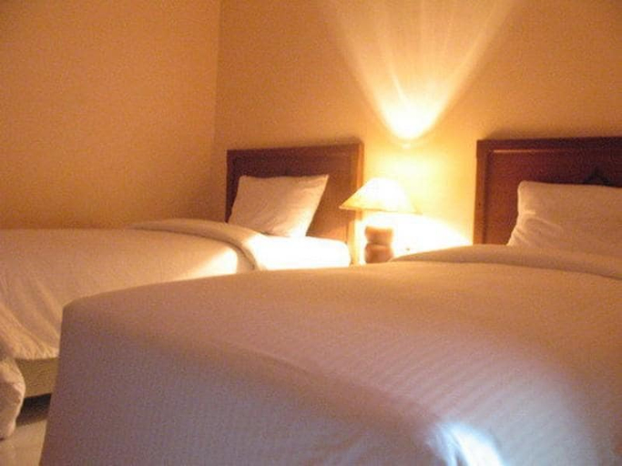 Bedroom 4, Atrium Resort & Hotel, Banyumas