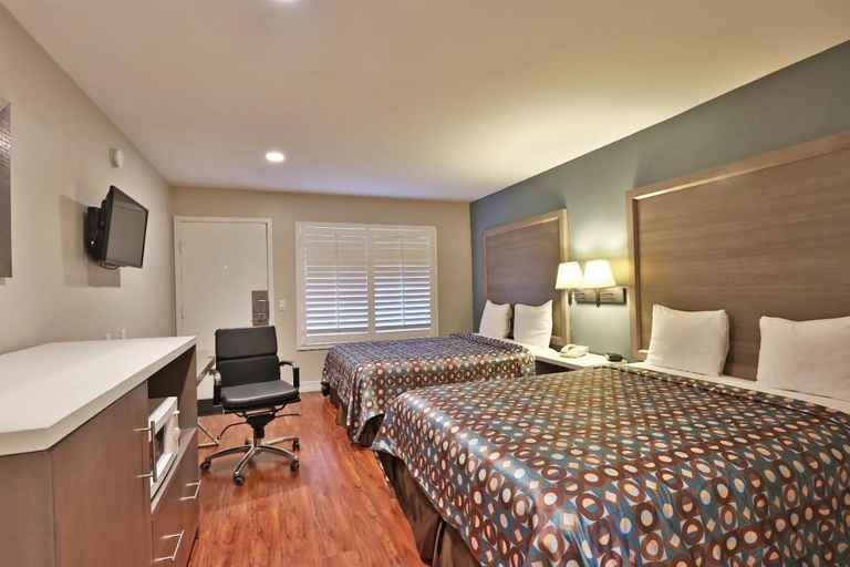 Bedroom 4, Hotel 414 Anaheim, Orange