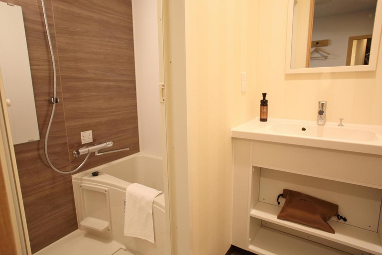 Bathroom 4, Hotel Eurasia Maihama Annex, Edogawa