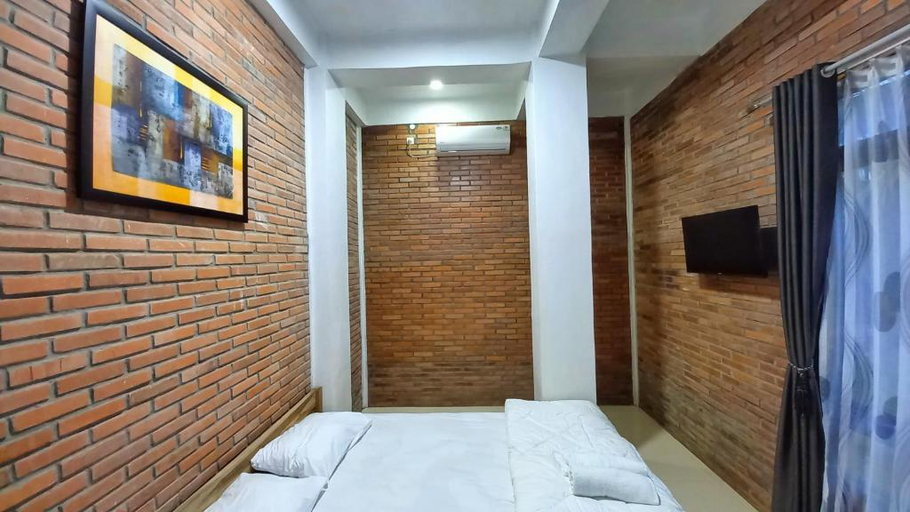 Bedroom 3, MIN GUEST HOUSE, Pacitan
