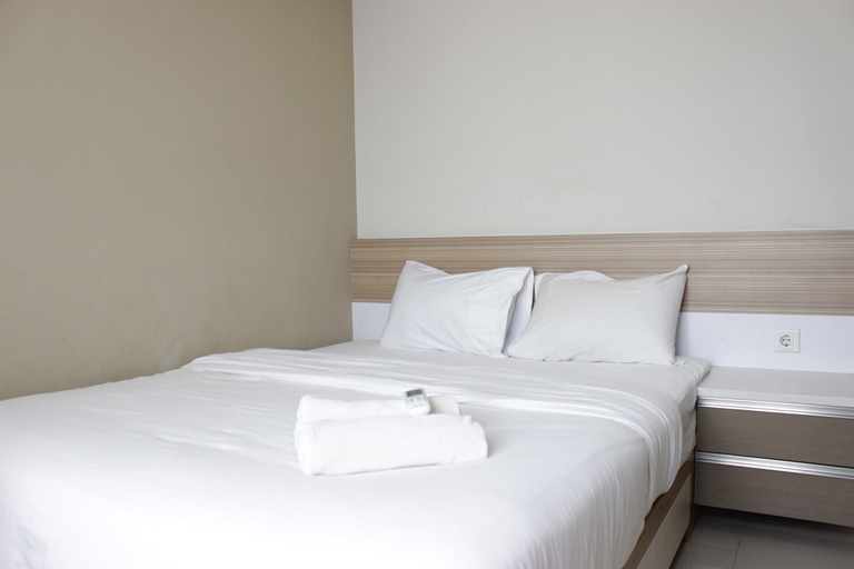 Bedroom 2, Spacious 2BR Apartment Gateway Pasteur near Exit Toll 23, Bandung