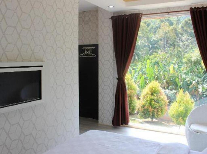 Bedroom 2, Villa Diamond Hills, Singkawang
