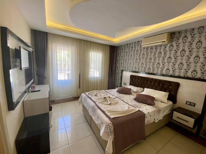 Bedroom 2, Yalcın Otel, Antalya