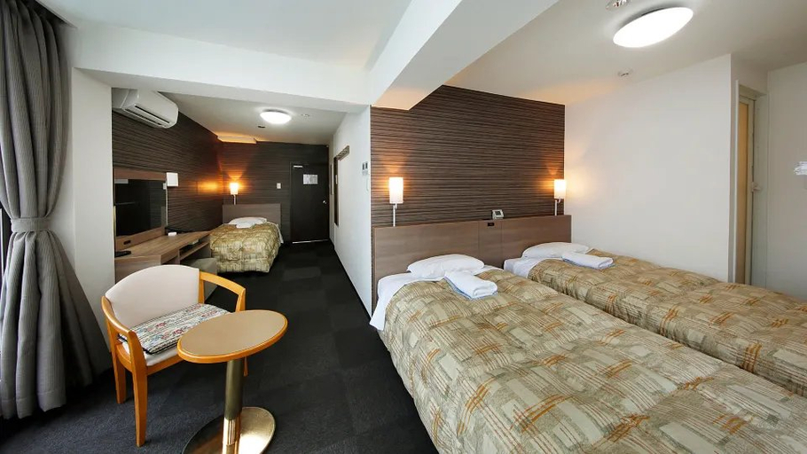 Bedroom 2, Hakata Business Hotel, Fukuoka