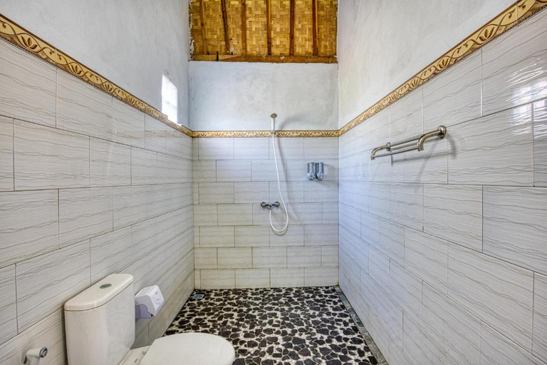 Bathroom 3, The Mountain Cottage, Klungkung