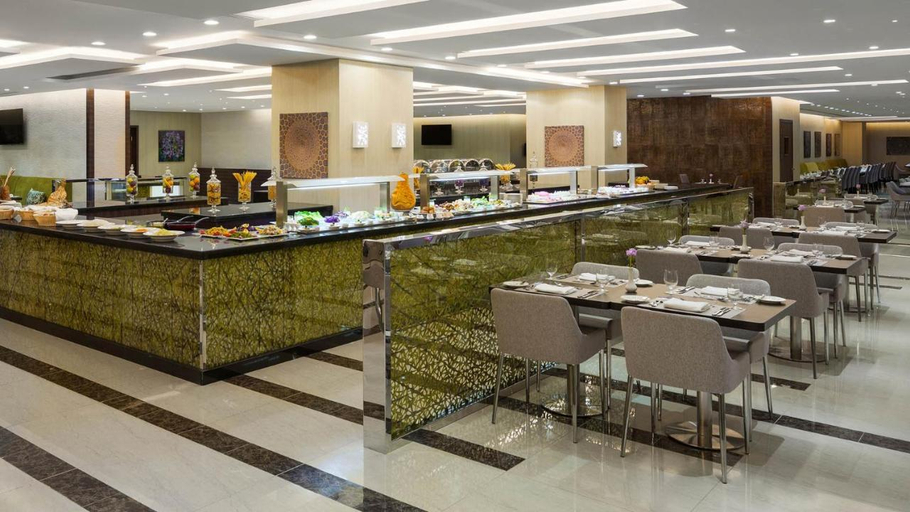 Food & Drinks, M Hotel Makkah Millennium, Makkah