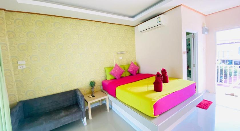 Bedroom 5, Kohlarn Resort, Pattaya