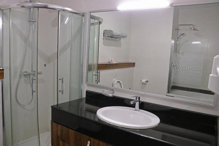 Bathroom 4, Best Western Plus IB, IbadanSouth-West