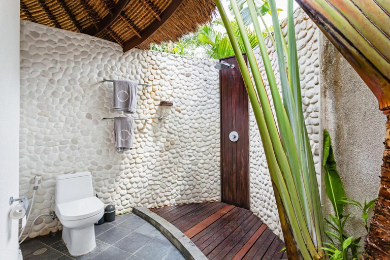 Bathroom, Oasis Bungalows, Badung