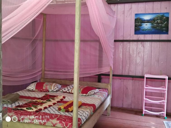 Bedroom 2, Sunset Beach, Tojo Una-Una