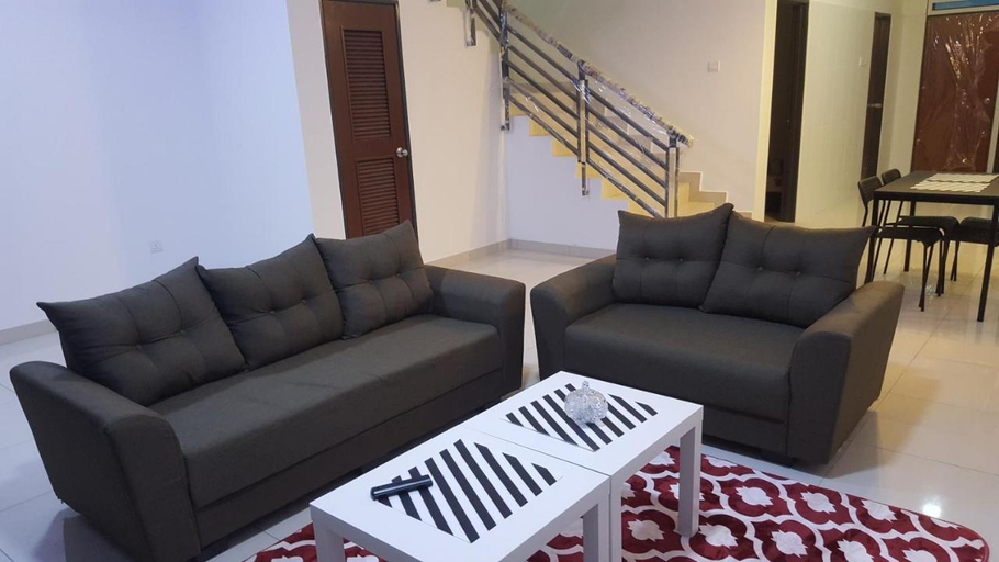 Others 4, F.A Guesthouse Pasir Gudang, Johor Bahru