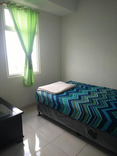 Bedroom, Springlake Apartemen 2BR-Sumarecon-Bekasi, By Bu Johan, Bekasi