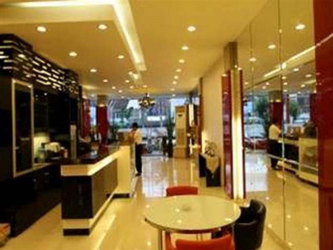 Food & Drinks, Hotel Pengayoman, Makassar