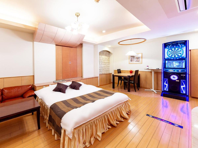 Bedroom 5, Hotel Mine (Love Hotel), Kurume