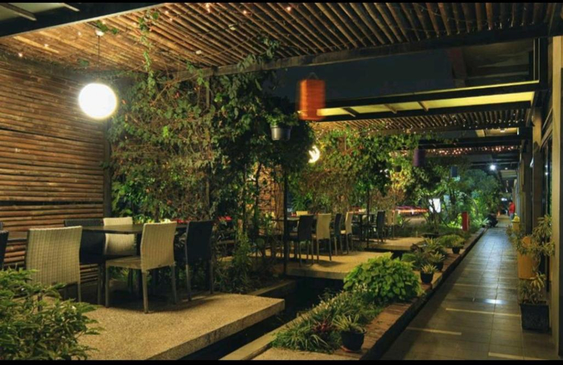 Food & Drinks 3, 3Bedroom Seventeen - The EDGE Apartment, Cimahi