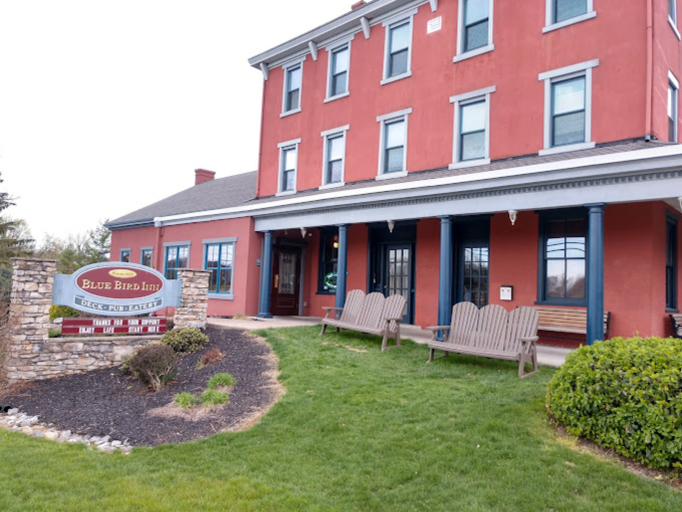 Exterior & Views 5, Blue Bird Inn, New York