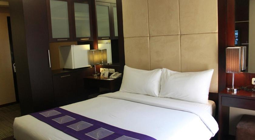 Bedroom 5, President Executive Club, Cikarang