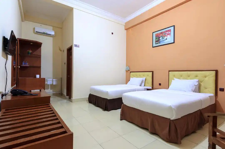 Bedroom 2, Hotel Elvin, East Sumba