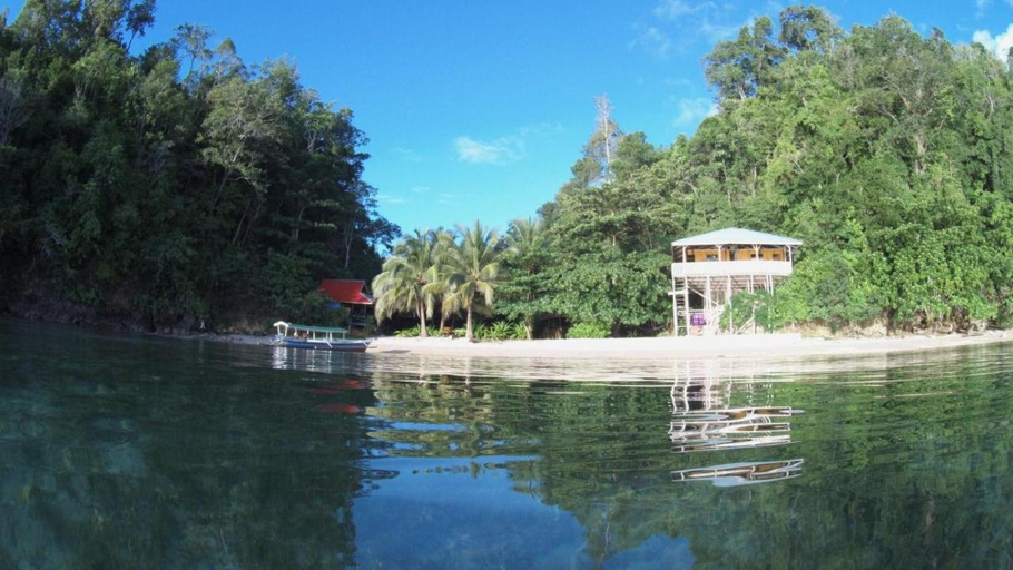 Exterior & Views, Sunset Beach, Tojo Una-Una