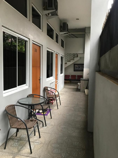 Exterior & Views 5, 37 Guesthouse, Central Jakarta