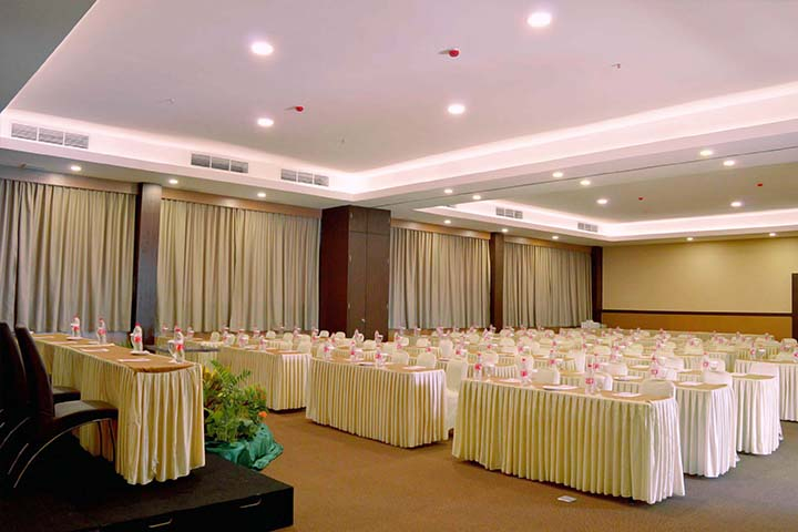 Business Facilities, HORISON SEMARANG, Semarang