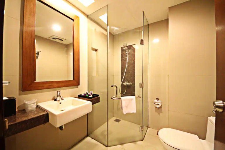 Bathroom, Anggrek Shopping Hotel, Bandung