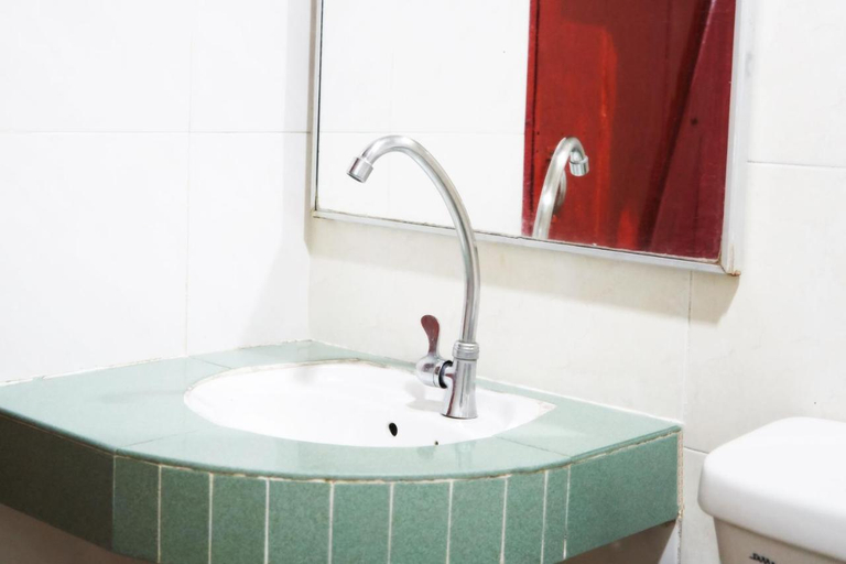 Bathroom, Plaza Inn, Sibu