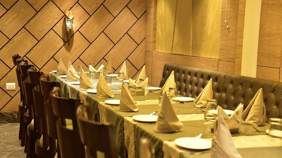 Food & Drinks 4, Orchid Blu, Aligarh