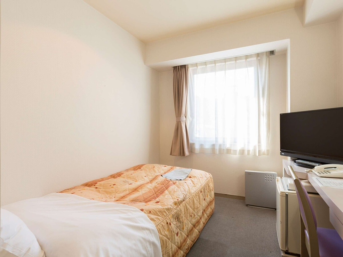Bedroom 4, Business Hotel East Park Ritsurin, Takamatsu