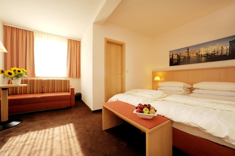 Bedroom 2, Lubsche Thorweide, Nordwestmecklenburg