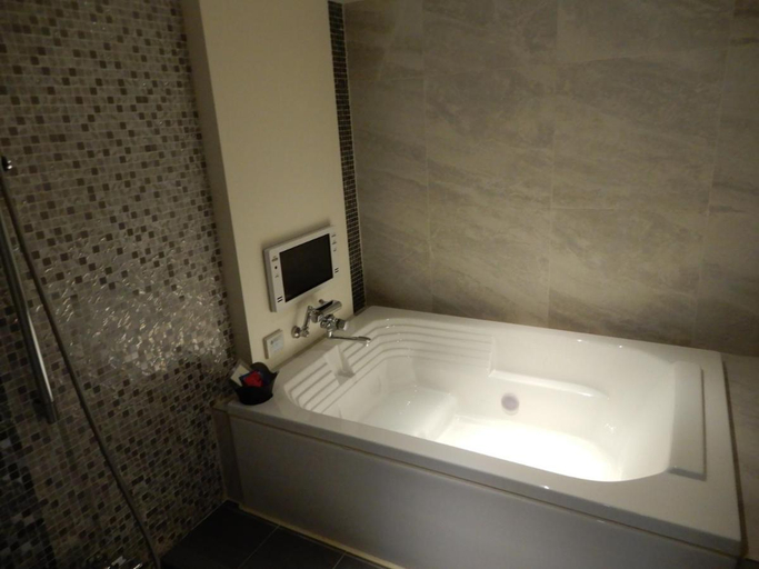 Bathroom, HOTEL VERSYS (Adult Only), Hiroshima