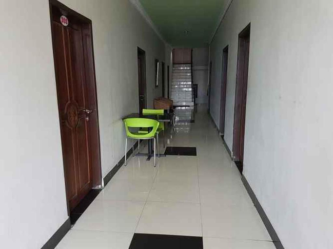 Others, Lotus Hotel, Parepare