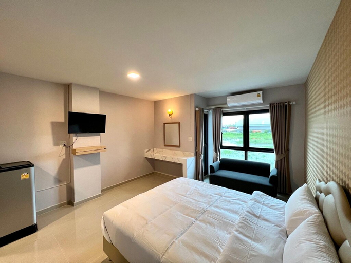 Bedroom 3, CASA Grand Hotel, Muang Samut Prakan