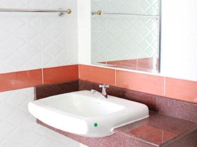 Bathroom 3, Baiyok Residence, Muang Chiang Mai