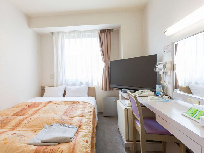 Bedroom 5, Business Hotel East Park Ritsurin, Takamatsu