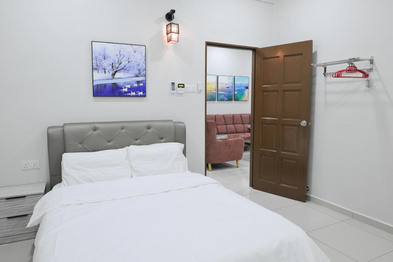 Bedroom 2, Homestay Comfort House at Melaka Bukit Baru, Malacca City